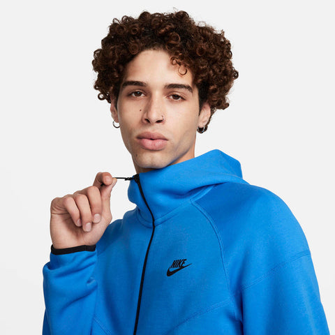 Nike Men’s Tech Fleece Windrunner Tracksuit
