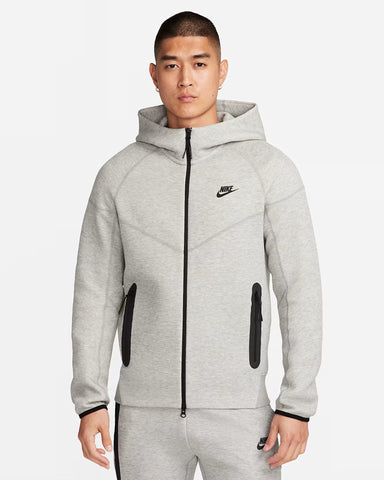 Nike Men’s Tech Fleece Windrunner Tracksuit