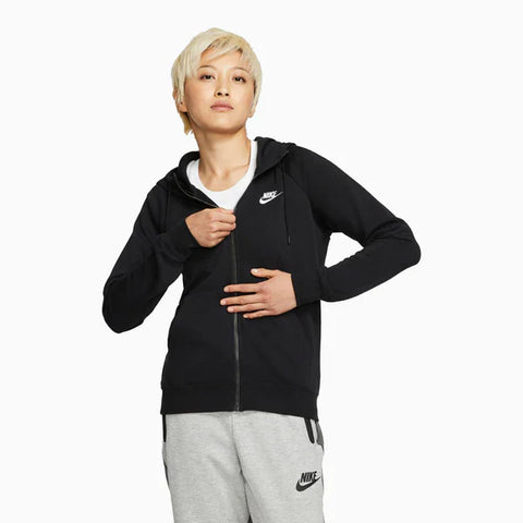 Nike Women?? Essential Jogging Suit